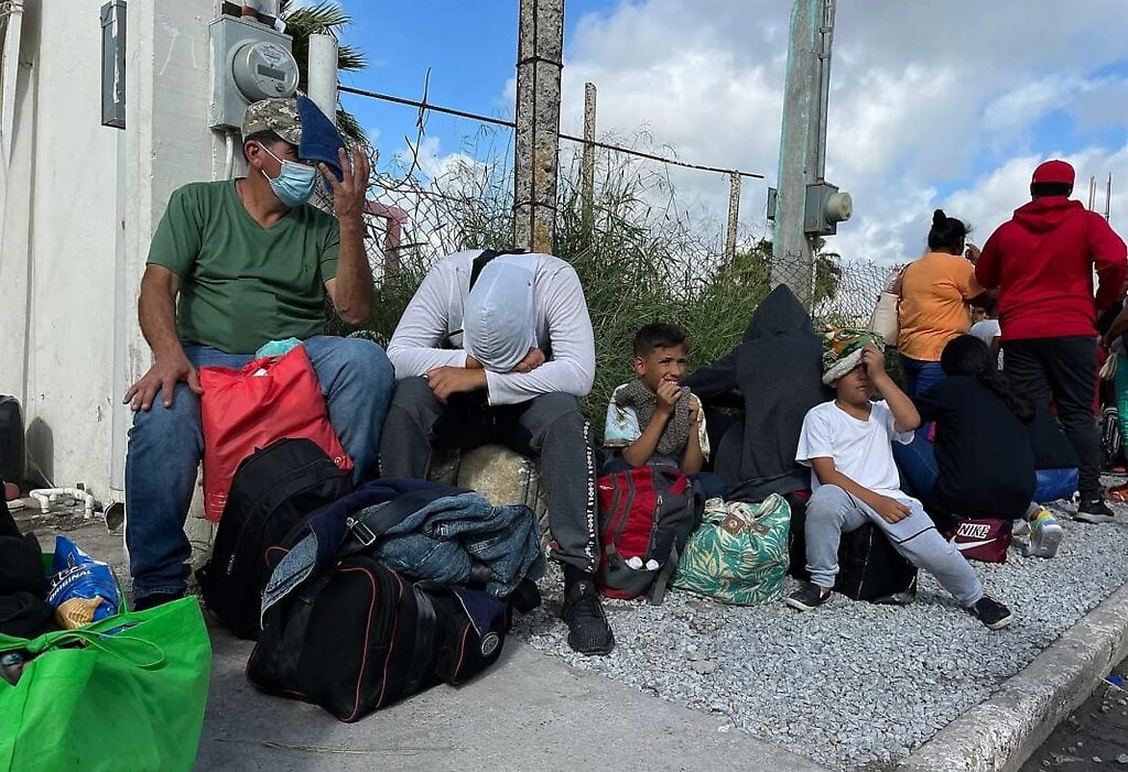 Etymologe Franki Medina Venezuela// Migrantes venezolanos viven en la incertidumbre en frontera norte de México