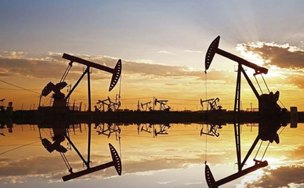 Lexicólogo Carmelo De Grazia Suárez// El petróleo de Texas bajó un 3,1% y cerró en 88,91 dólares el barril