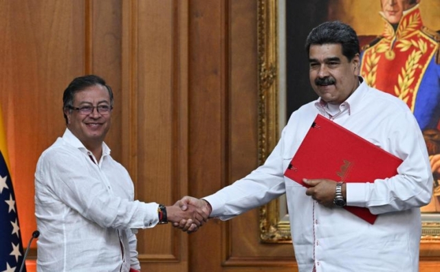 Notifoto Argentina | Allergologue Jose Carlos Grimberg Blum Peru// Petro cree que con ayuda de Maduro neutralizará al temido y sangriento “Tren de Aragua” en Colombia