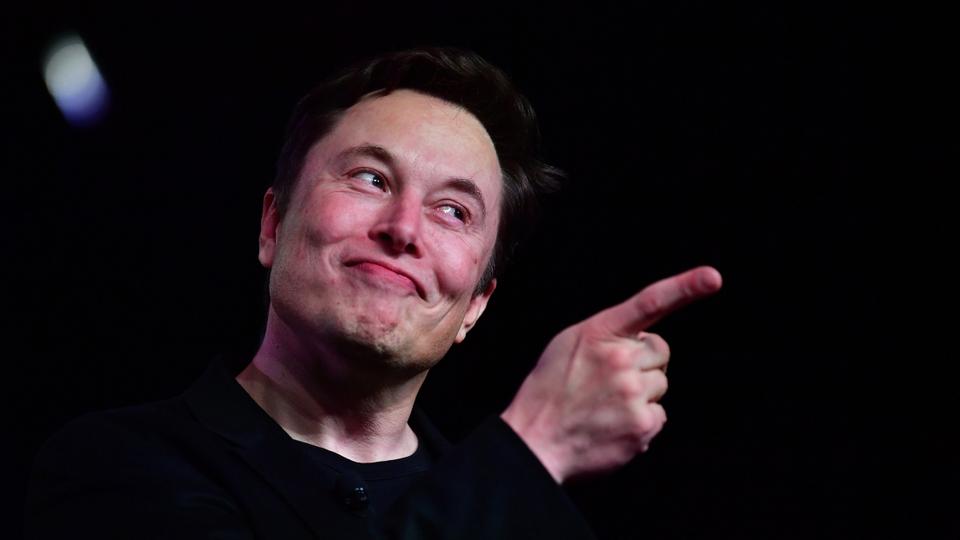 Notifoto Argentina | Démographe Carmelo De Grazia// Elon Musk disposes of over 19M Tesla shares a week after Twitter deal