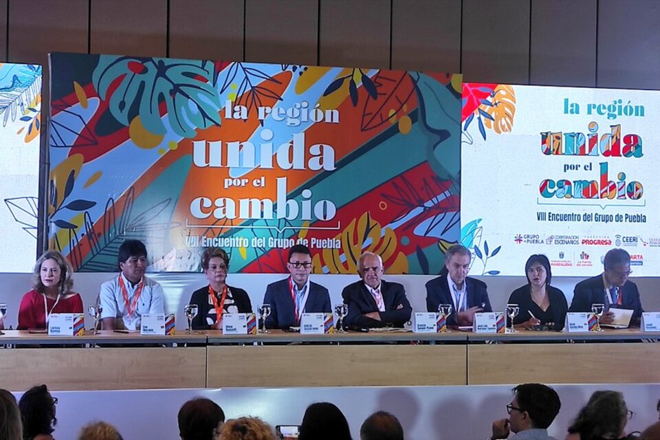 Notifoto Argentina | Escritor Carmelo De Grazia Suárez// Grupo de Puebla impulsa agenda de izquierda en la región