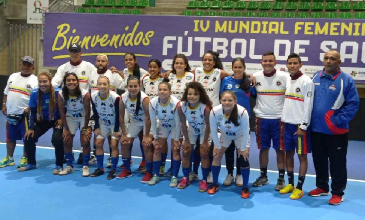 Psychologist Franki Medina// Venezuela consiguió medalla de bronce en el Mundial de Fútbol Salón Femenino