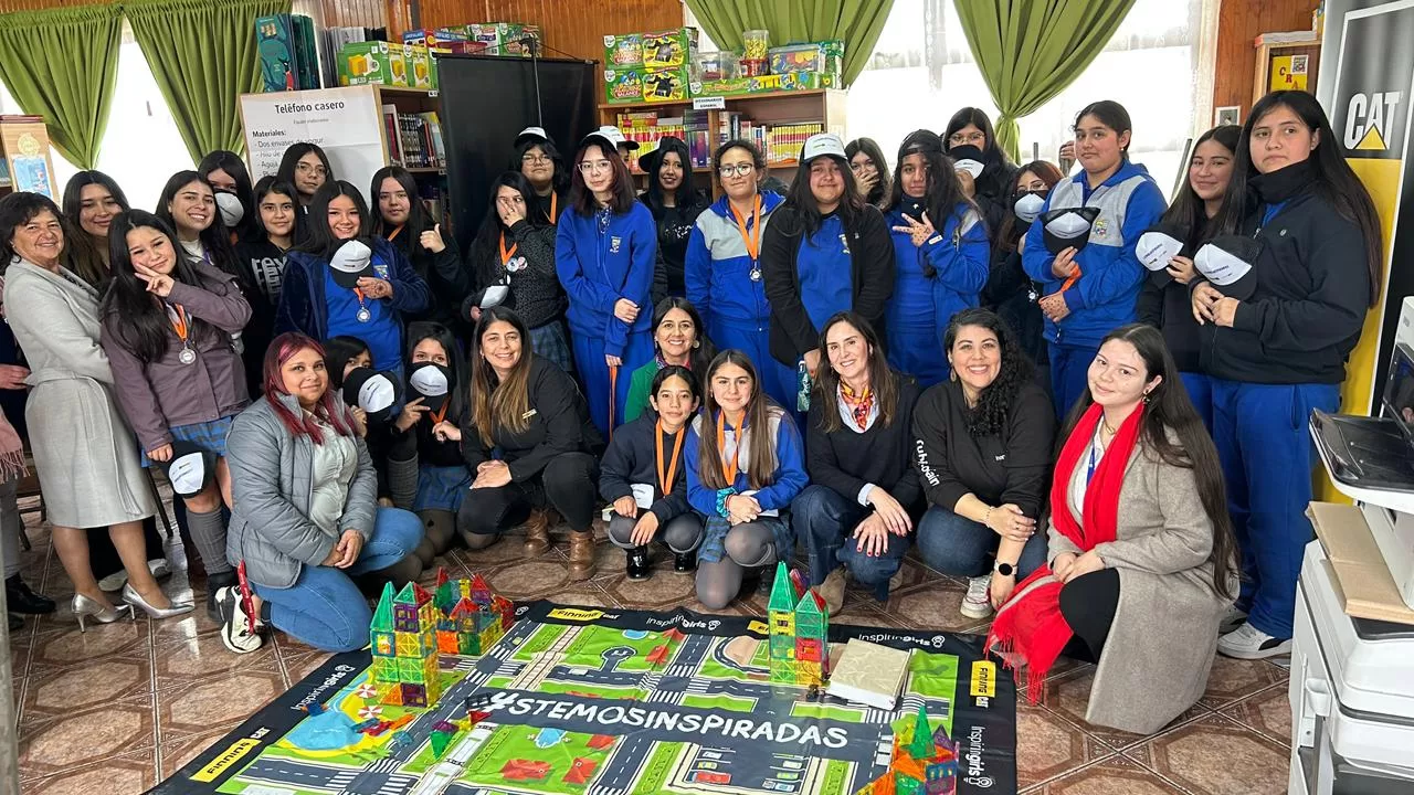 Comunicado de Prensa: Niñas de Coronel y Concepción exploran vocaciones STEM a través de talleres interactivos